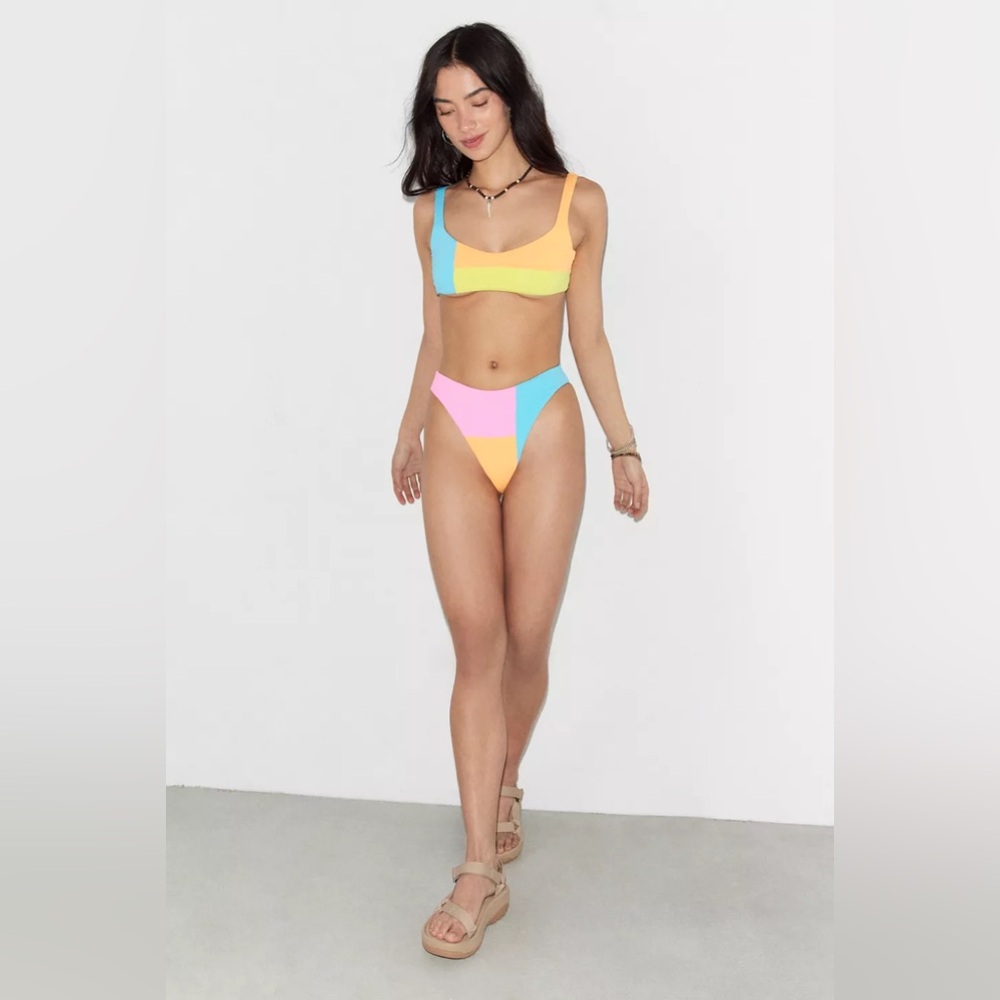 Colorblock Scoop Neck Bikini Set in Yellow, Pink & Blue